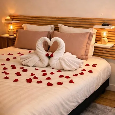 Perle Dazur Jacuzzi Parking Prive 5min Lägenhet *